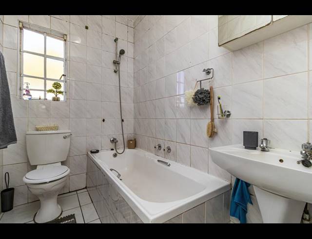 2 BEDROOM TOWNHOUSE FOR SALE IN EDEN GLEN